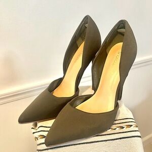 D' Orsay stilettos green nylon fabric and shiny square plastic high heels